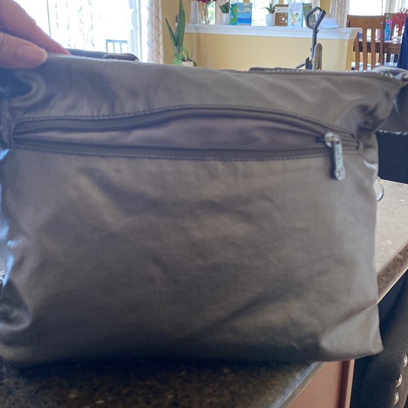 KIPLING KI1624 ALVAR DYNAMIC SILVER NYLON CROSSBODY Handbag RARE - Picture 2 of 3